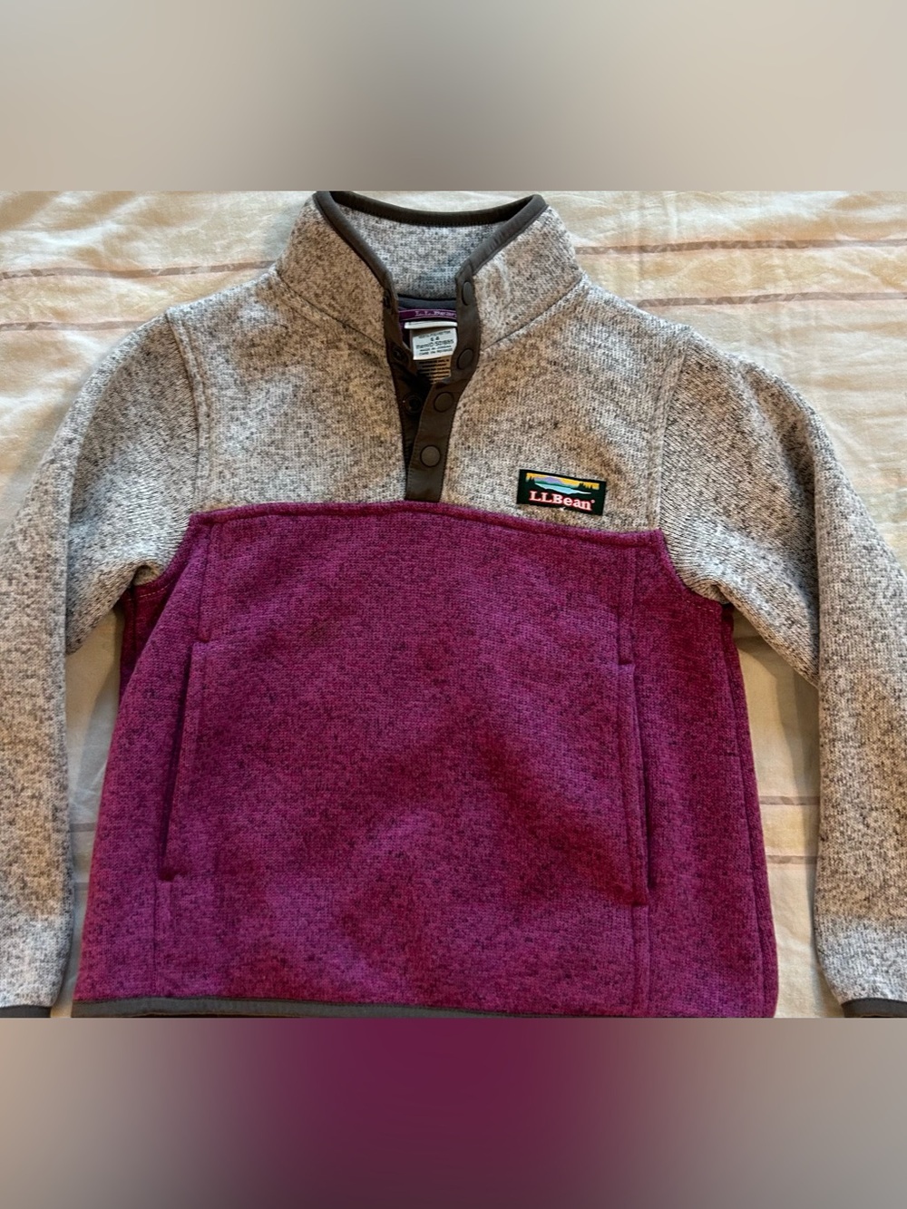 L.L. Bean Girl’s Two-Tone Colorblock Fleece Pullover Sweater EUC-Gray & Berry 4